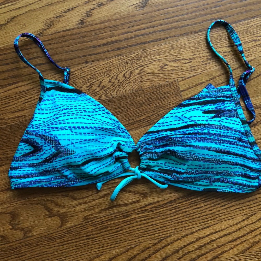 ATHLETA Blue & Purple Stripe Bikini Top